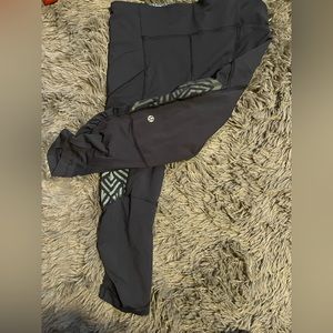 Navy blue knee high lululemon leggings